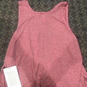 Lululemon- mauve- muscle tee- Sz 12- NWT